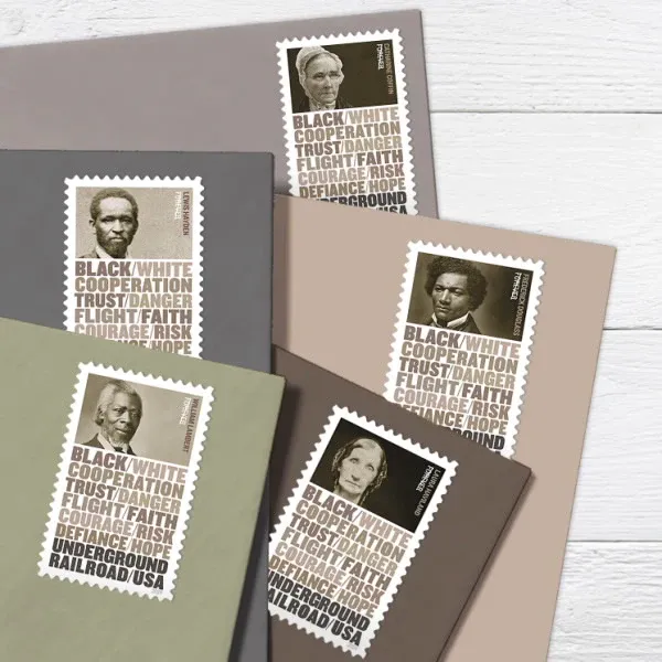 484604 Z1 - USPS Forever Stamps